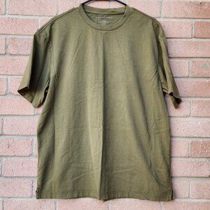 American Eagle Men's Casual Shirt Size Medium Olive Green Drop Shoulder Fit